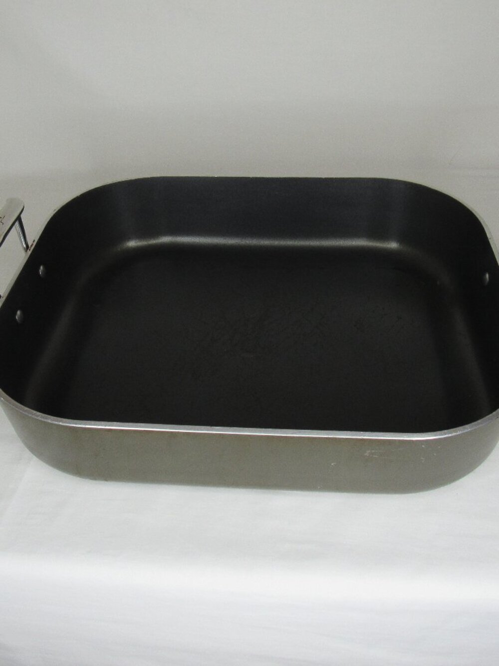 All Clad Hard Anodized Non Stick Roasting Pan No Rack 16 x 13